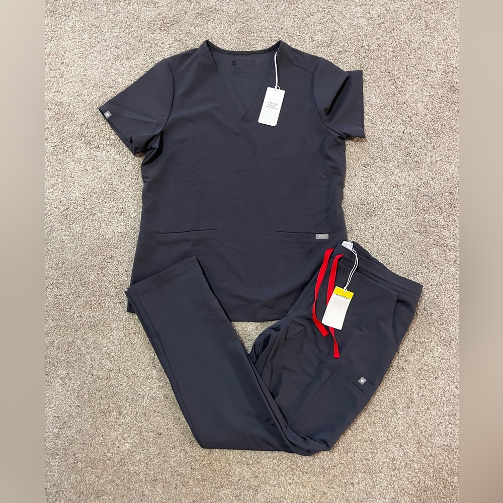 Charcoal gray figs